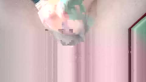 Snapshot of suesser0009 chatting on December 22, 7:31 pm Martin sweetboy online show from December 22, 7:31 pm