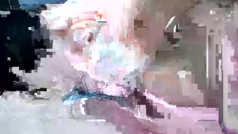 Snapshot of suesser0009 chatting on January 5, 11:22 pm Martin sweetboy online show from January 5, 11:22 pm