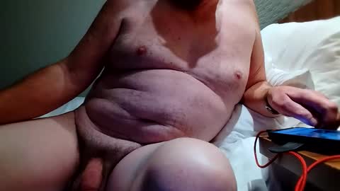 suffolkboy4 online show from November 21, 7:23 pm