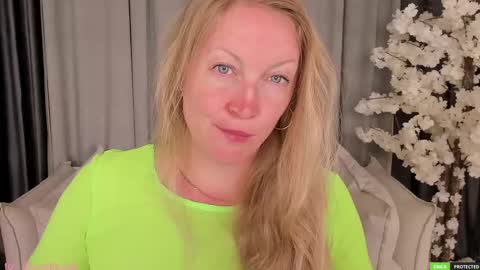 Snapshot of sugamomy chatting on February 28, 12:54 am sugamomy online show from February 28, 12:54 am