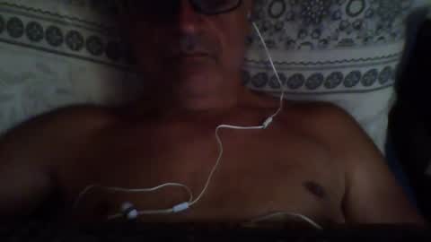 Snapshot of sugar1971 chatting on May 25, 8:42 am paolo online show from May 25, 8:42 am