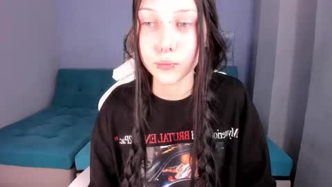 Snapshot of sugar_bunny_girl chatting on May 27, 6:21 am Ariana online show from May 27, 6:21 am