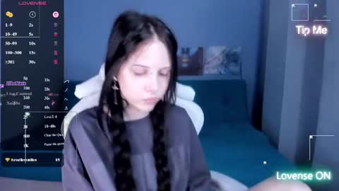 Snapshot of sugar_bunny_girl chatting on June 18, 3:18 am Ariana online show from June 18, 3:18 am