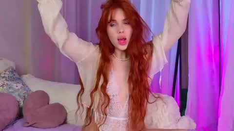 Snapshot of sugar_lips__ chatting on July 2, 2:55 am Alice online show from July 2, 2:55 am