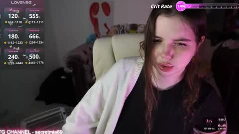 Mia online show from February 2, 2:38 pm