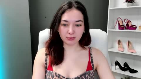 Megan online show from May 1, 8:19 am