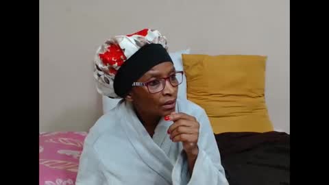 Snapshot of sugarpoppy24xxx chatting on November 10, 4:33 am sugarpoppy24xxx online show from November 10, 4:33 am