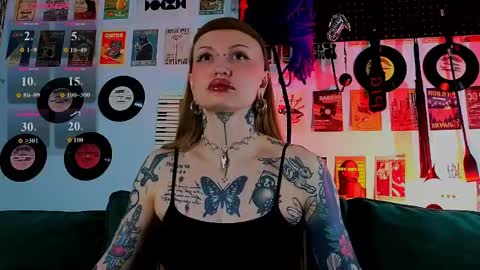 sugarsoot online show from May 16, 5:48 am