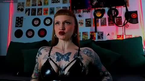 sugarsoot online show from May 29, 5:49 am