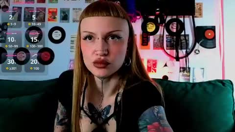 sugarsoot online show from June 2, 5:42 am