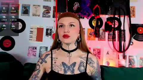 sugarsoot online show from June 28, 5:46 am