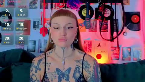 sugarsoot online show from July 30, 5:50 am