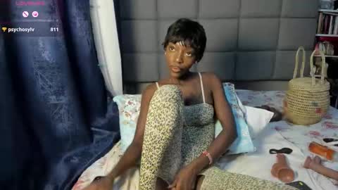 suhaila_suu online show from February 3, 2:53 am