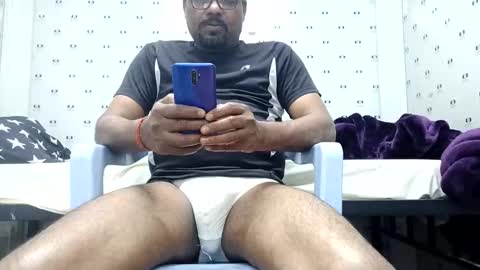 suitfetish72 online show from March 1, 7:38 pm