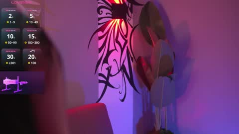 Snapshot of sukiinsanne chatting on March 6, 2:41 am sukiinsanne online show from March 6, 2:41 am