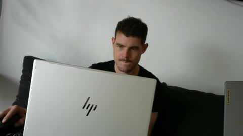 The Sultan online show from September 21, 5:03 pm