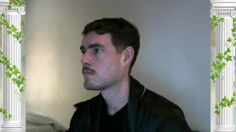 Snapshot of sultansgirls chatting on October 7, 9:23 pm The Sultan online show from October 7, 9:23 pm