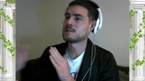 Snapshot of sultansgirls chatting on October 19, 2:56 am The Sultan online show from October 19, 2:56 am