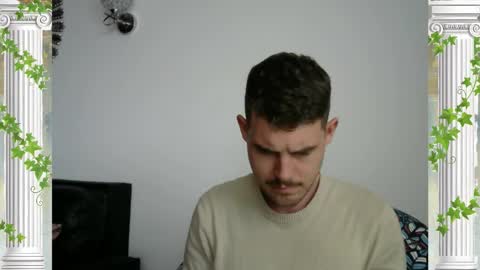 Snapshot of sultansgirls chatting on November 26, 5:14 pm The Sultan online show from November 26, 5:14 pm