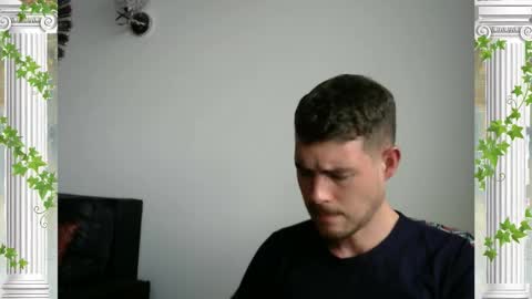 Snapshot of sultansgirls chatting on November 30, 6:56 pm The Sultan online show from November 30, 6:56 pm