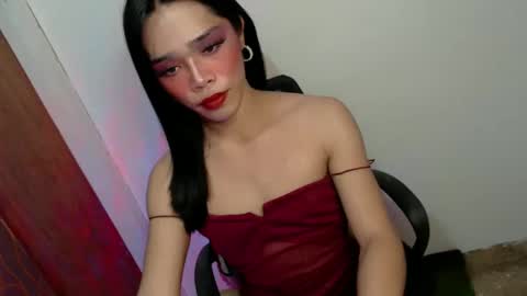 Snapshot of sultry_sirenxx chatting on February 3, 4:35 am sultry_sirenxx online show from February 3, 4:35 am