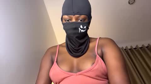 maskedtemptress online show from March 30, 8:26 am