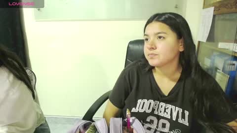 Snapshot of summer_girls01 chatting on February 14, 10:14 pm summer_girls01 online show from February 14, 10:14 pm