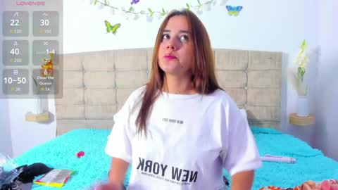 summer_girls01 online show from March 15, 12:38 am