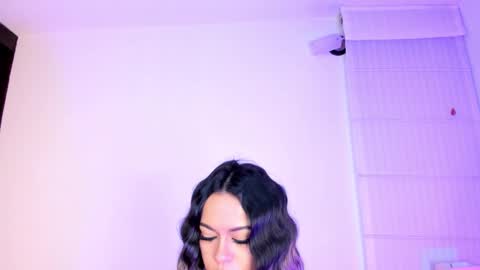 Snapshot of summer_holiday chatting on December 16, 7:26 am OnlyFans summer holiday online show from December 16, 7:26 am