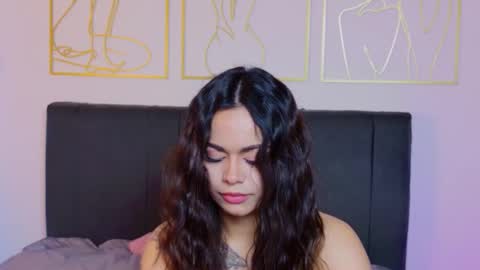 Snapshot of summer_holiday chatting on October 14, 6:36 am OnlyFans summer holiday online show from October 14, 6:36 am