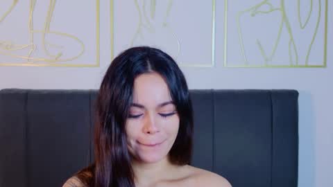 Snapshot of summer_holiday chatting on May 8, 6:52 am OnlyFans summer holiday online show from May 8, 6:52 am