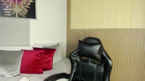 Snapshot of summer_night_ chatting on November 27, 11:45 am Summer online show from November 27, 11:45 am