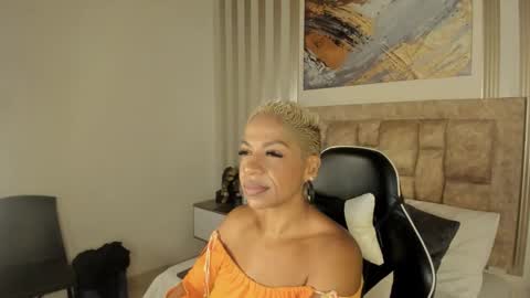 Snapshot of summer_night_ chatting on December 3, 12:03 pm Summer online show from December 3, 12:03 pm