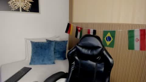 Summer online show from July 6, 11:40 am