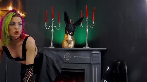 Deea online show from January 17, 9:17 pm