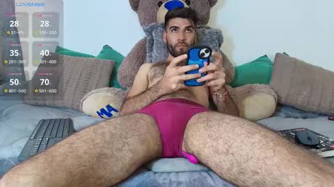 Snapshot of summer_romance chatting on September 12, 4:07 pm Andres-tattoos  Derek Hairy online show from September 12, 4:07 pm