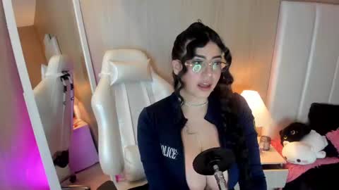 Snapshot of summerssangel chatting on July 12, 1:35 pm - - online show from July 12, 1:35 pm