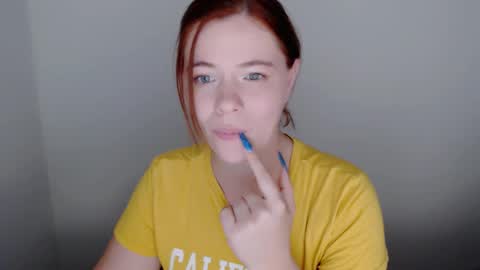 Snapshot of sun_lovely chatting on September 16, 8:43 pm Alexi online show from September 16, 8:43 pm