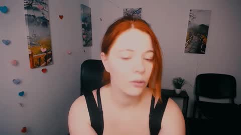 Snapshot of sun_lovely chatting on November 27, 2:52 pm Alexi online show from November 27, 2:52 pm