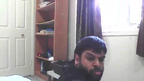 Snapshot of sundoog chatting on April 18, 9:59 pm Sundoog online show from April 18, 9:59 pm