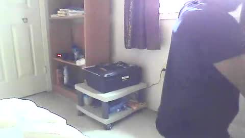 Snapshot of sundoog chatting on April 19, 6:43 pm Sundoog online show from April 19, 6:43 pm