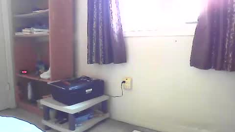 Snapshot of sundoog chatting on April 27, 10:08 pm Sundoog online show from April 27, 10:08 pm