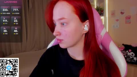 sunflare_ online show from February 15, 5:20 pm