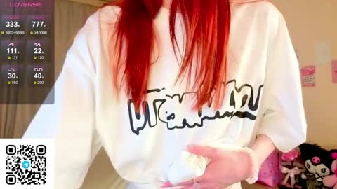 Snapshot of sunflare_ chatting on April 11, 6:34 pm sunflare_ online show from April 11, 6:34 pm