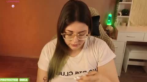 Tina. Im topless model  online show from April 28, 7:57 am