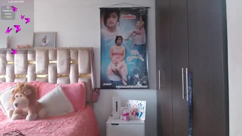 Snapshot of sunflower_dance chatting on October 27, 9:41 pm Jeraldine online show from October 27, 9:41 pm