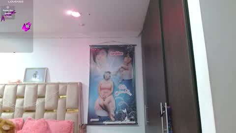 Snapshot of sunflower_dance chatting on October 29, 2:03 am Jeraldine online show from October 29, 2:03 am