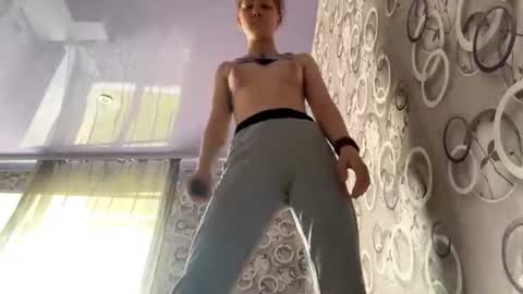 Snapshot of sungpiggott chatting on July 18, 2:21 pm sungpiggott online show from July 18, 2:21 pm