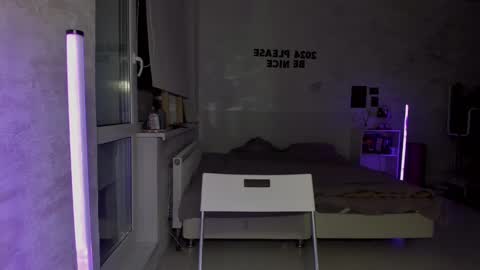 Amy online show from December 5, 10:23 pm