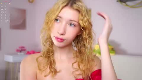 Lily online show from February 14, 2:36 pm